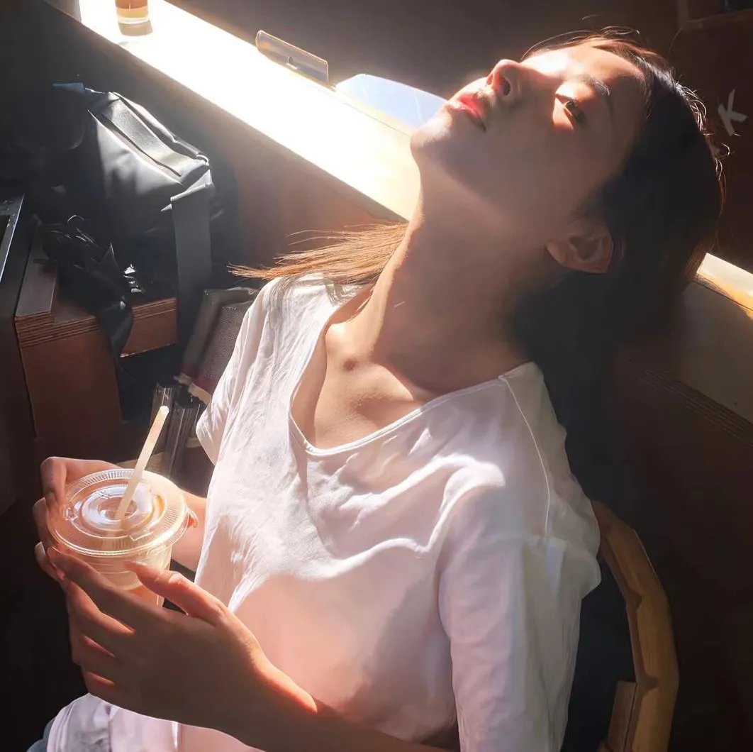 导购女郎